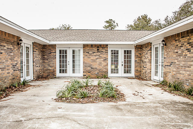 Primary Photo - 811 Airport Rd