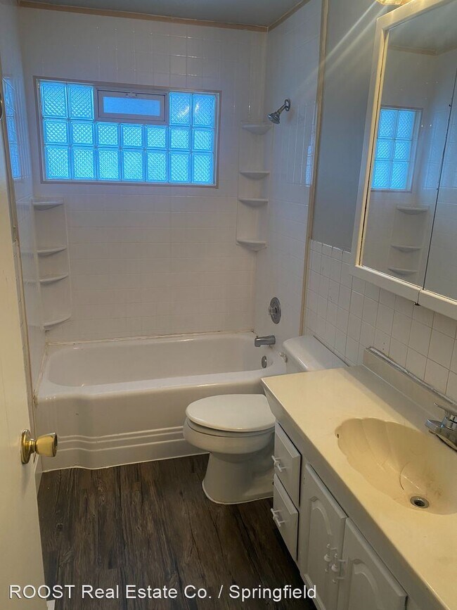 Building Photo - 3 br, 1 bath House - 4166 Meadowdale Drive