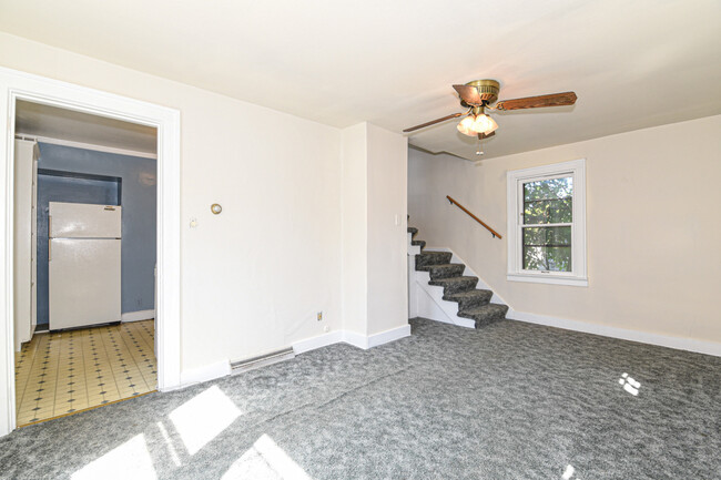 Building Photo - 170 N 69th St