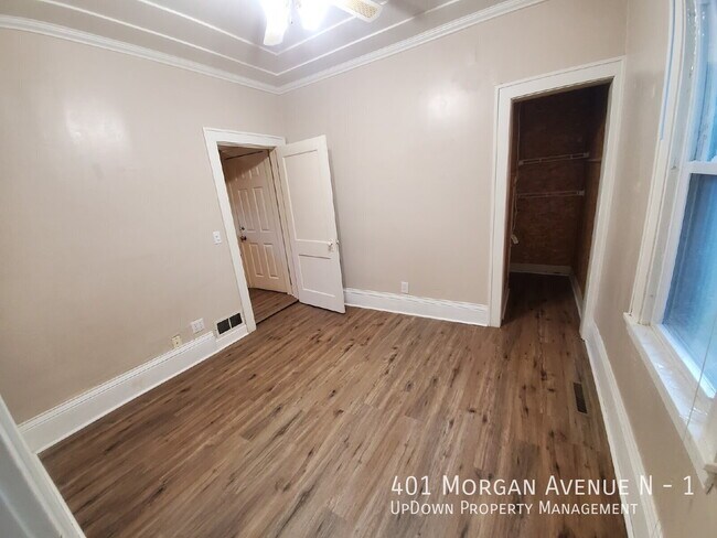 Foto del edificio - 401 N Morgan Ave