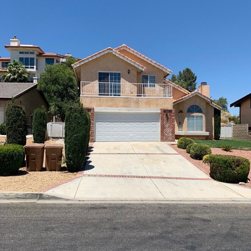 SPRING VALLEY LAKE HOME WITH GOLF COURSE V... Apartments in Victorville, CA Westside Rentals