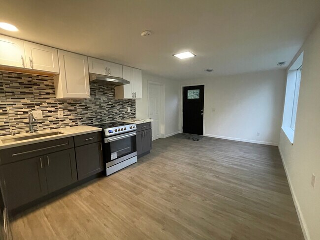Foto del edificio - 5400 30th Ave S