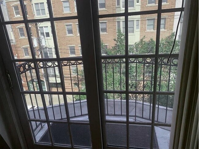 Foto del edificio - 608 Jefferson St