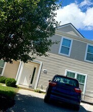 Building Photo - 445 Pin Oak Dr NW