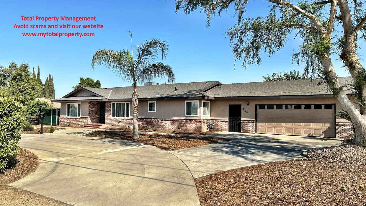 Primary Photo - 936 W Prosperity Ave