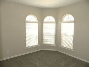 Building Photo - 7018 Summerton Dr