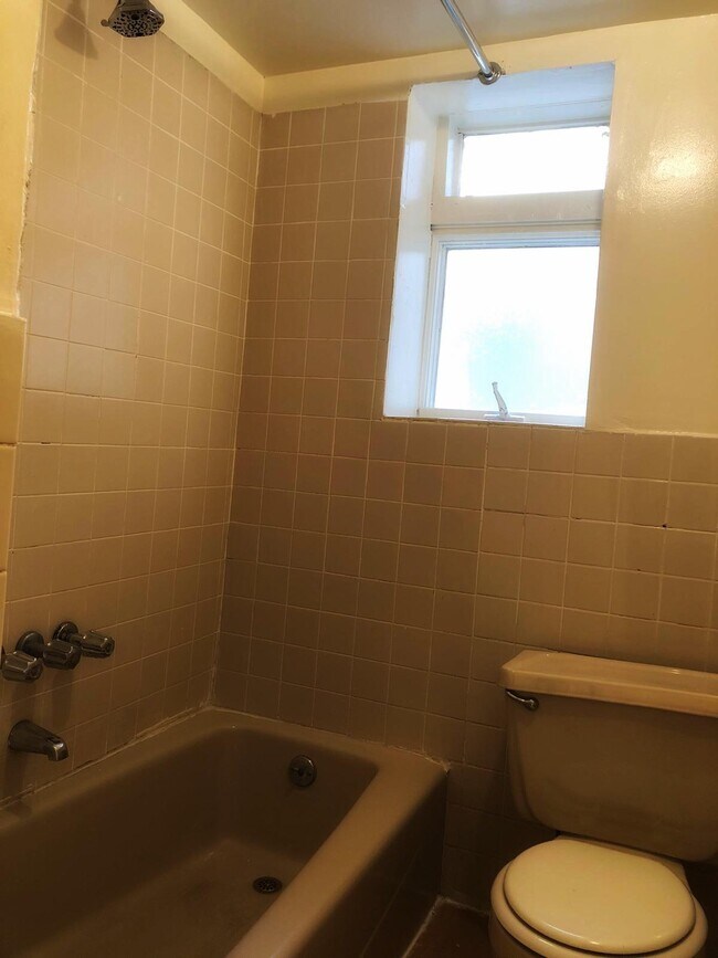 Building Photo - 320 Ditmas Avenue