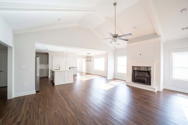 Foto del edificio - 133 Quail Run Ave