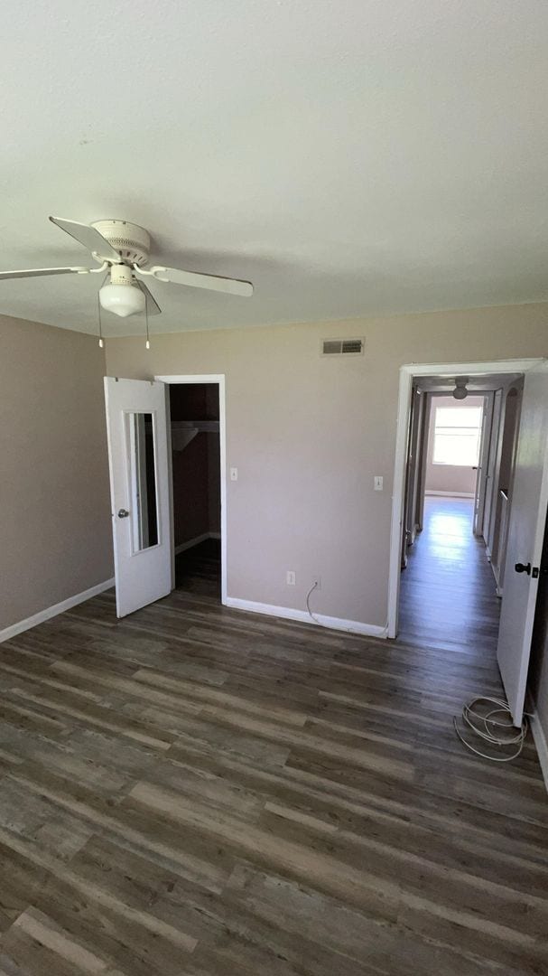 Building Photo - 2bedrooms 1.5 baths Townhome Available Now