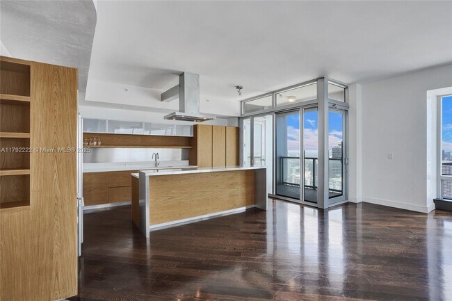 Foto del edificio - 1425 Brickell Ave