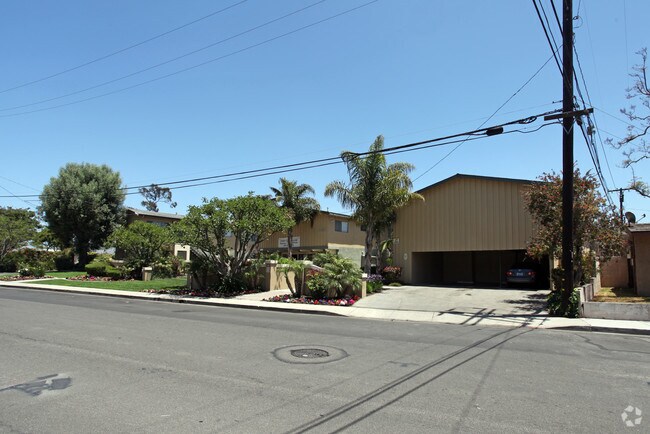 Apartamentos Watch Hill - Watch Hill Apartments