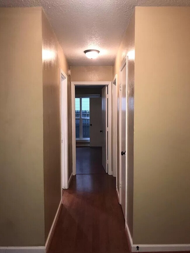 Foto del edificio - 2332 Tahiti Ln