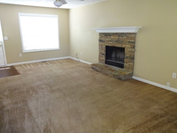 Building Photo - 154 Azalea Dr
