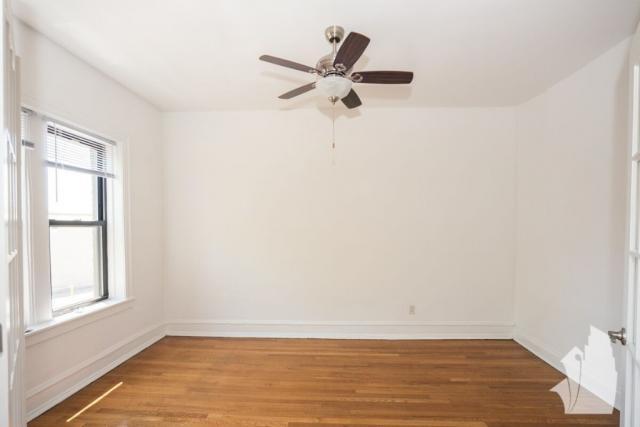 Building Photo - 1 bedroom in Chicago IL 60657