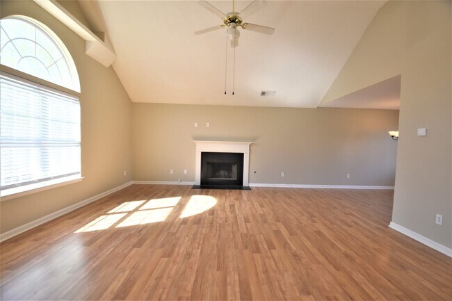 Building Photo - 4950 Bridle Point Pkwy