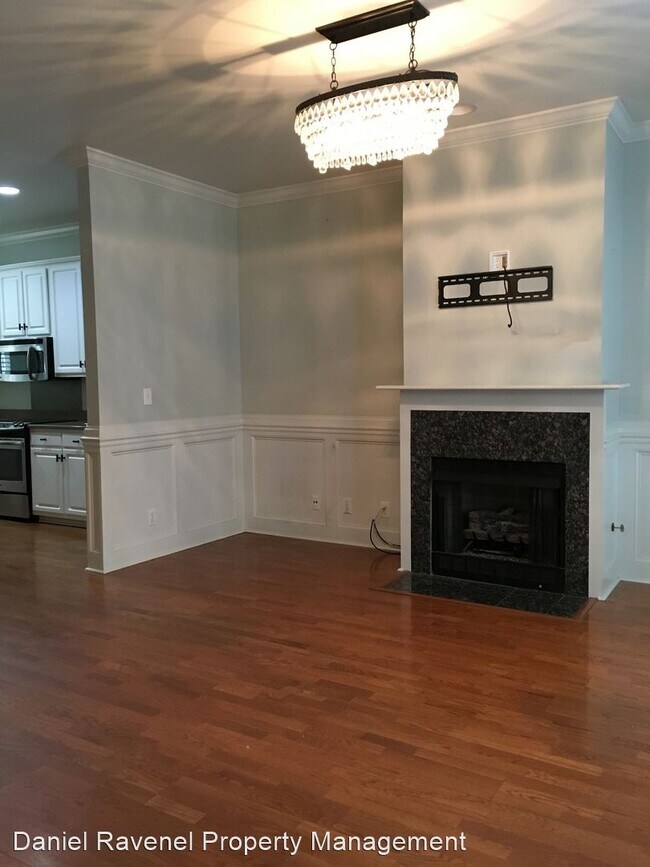 Building Photo - 3 br, 2.5 bath House - 753 Natchez Circle