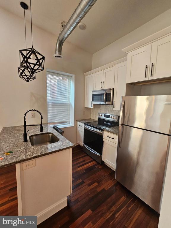 Foto del edificio - 3228 W Diamond St