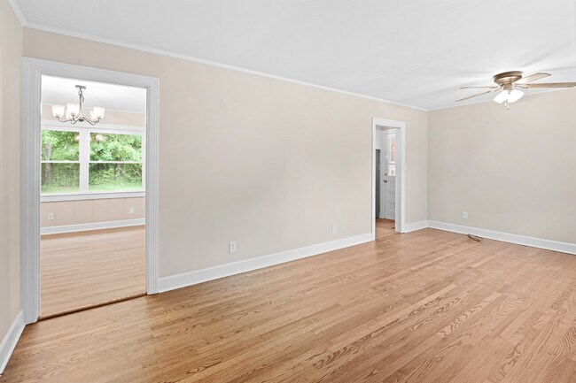 Foto del edificio - 101 Arnold Ln