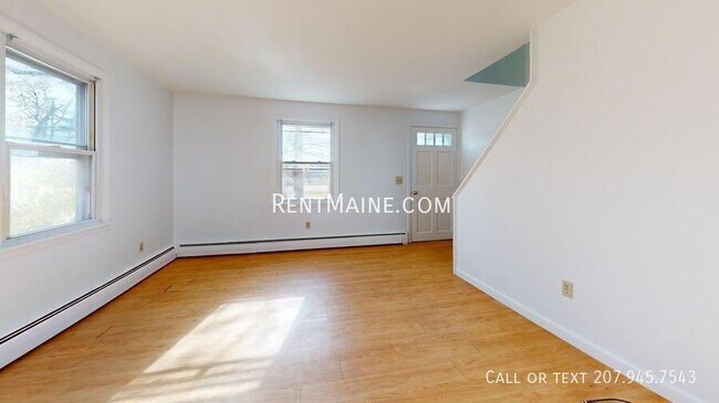 Foto del edificio - 238 Mt Hope Ave