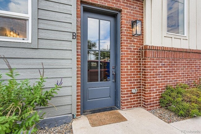 Photo - 1280 E Hampden Ave Townhome