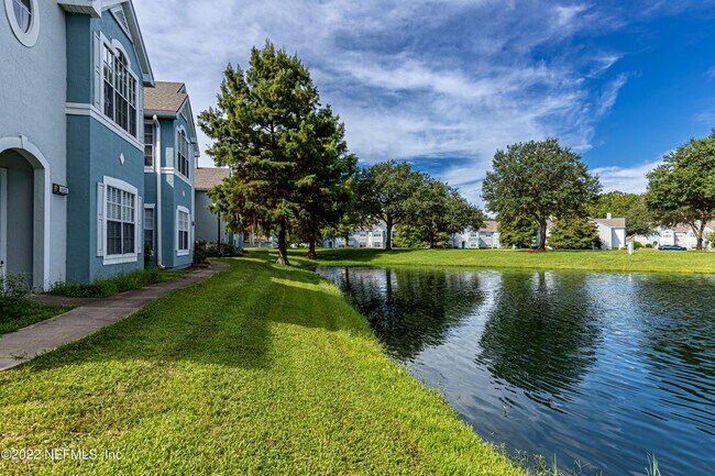 Foto del edificio - 1717 COUNTY ROAD 220