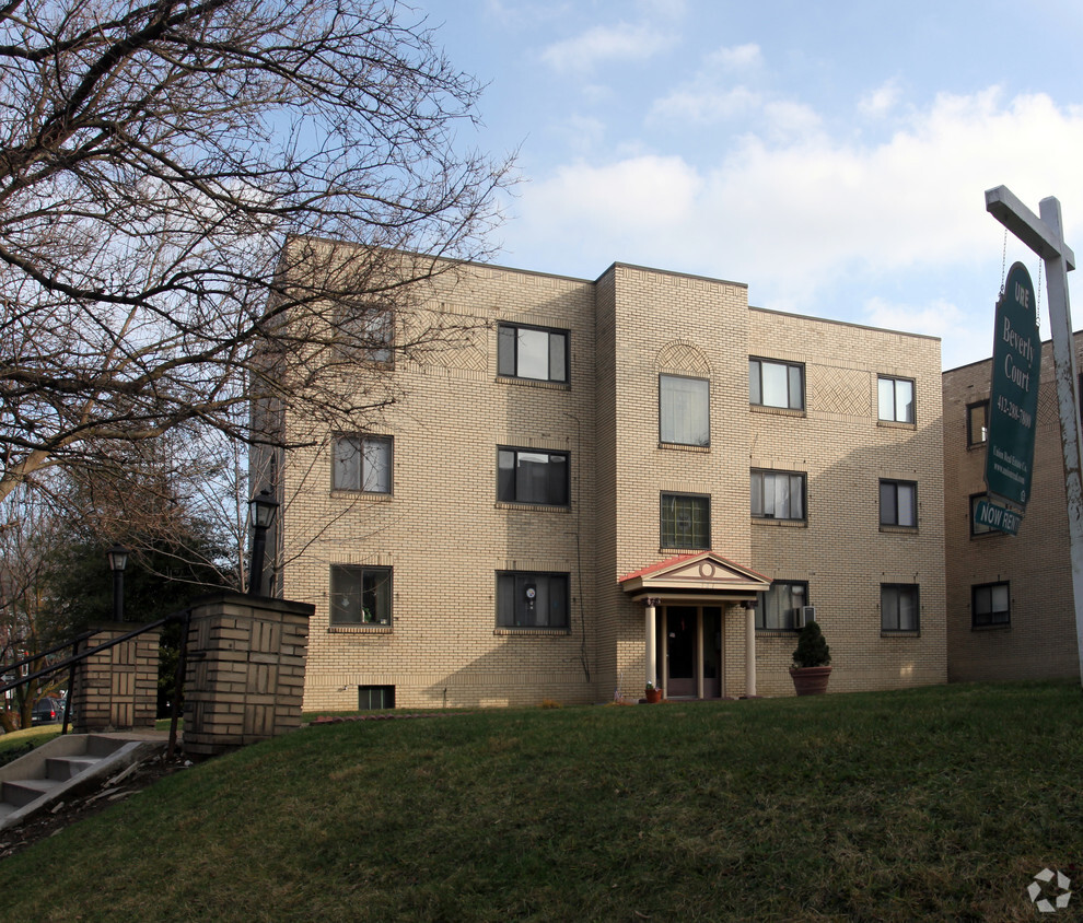 Primary Photo - Beverly Court Apartments