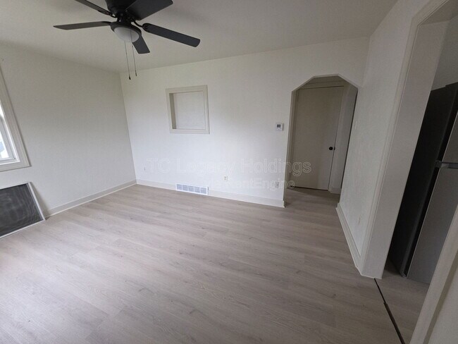 Foto del edificio - 517 Hornor Ave