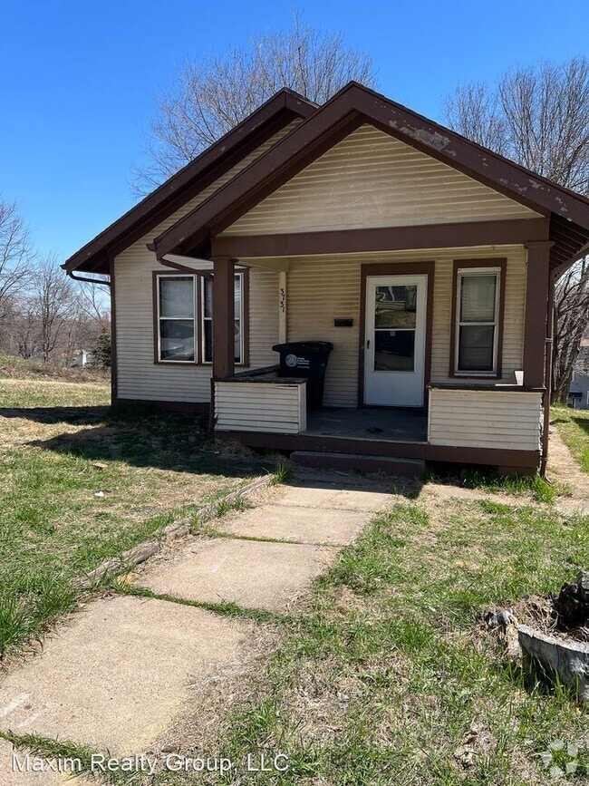 Casas de renta en Cedar Hollow de menos de 2,000 Waterloo, NE