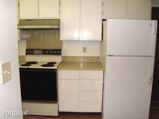 Foto del edificio - 2 br, 1.5 bath Apartment - 1625 Larch St