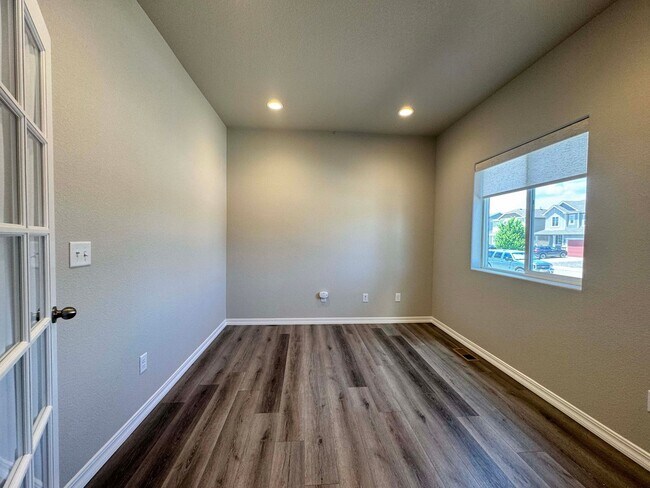 Foto del edificio - Newer 3 bedroom in Meadowbrook Crossing