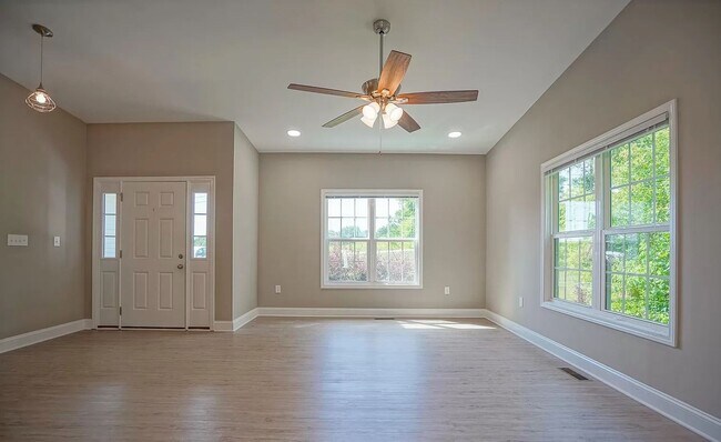 Foto del edificio - 253 Krimminger Ave SE