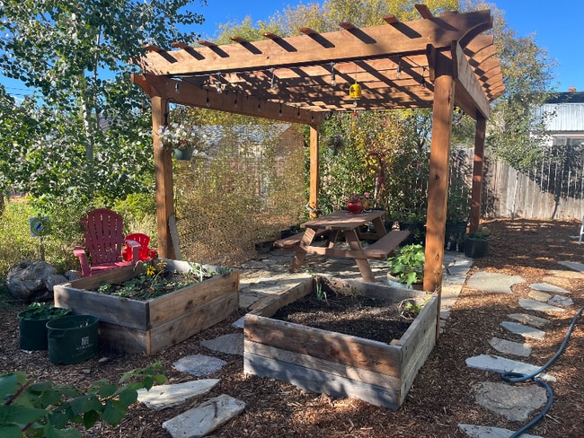 Building Photo - 1518 6th Ave W