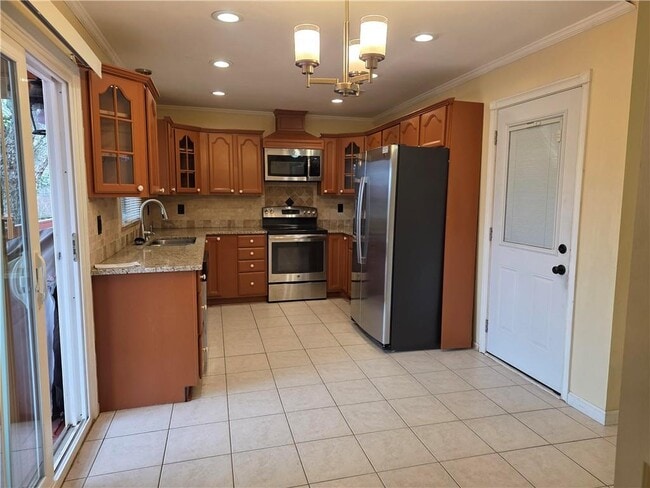 Foto del edificio - 2631 Bechers Brook