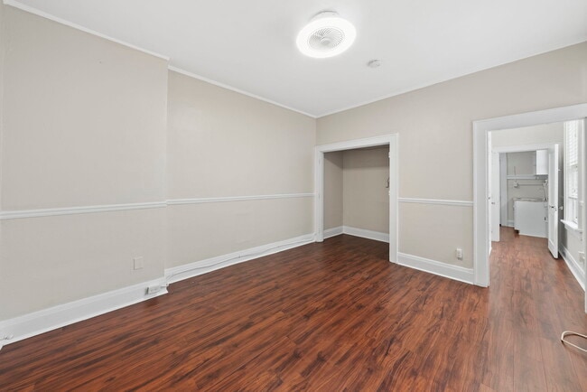 Building Photo - 4713 N Florida Ave