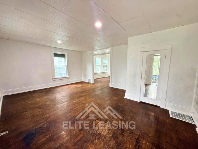 Foto del edificio - 1529 SW Polk St