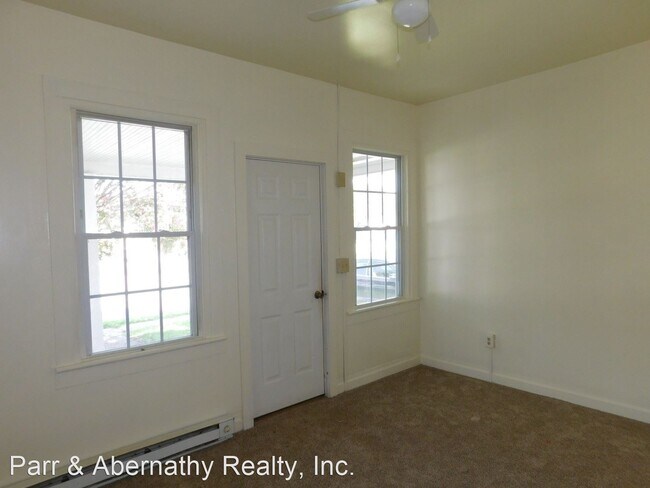 Foto del edificio - 3 br, 1 bath House - 307 N. 6th Avenue