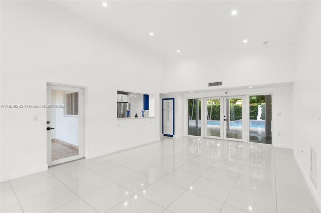 Foto del edificio - 5725 SW 56th St