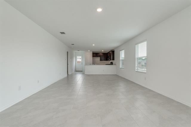 Foto del edificio - 7625 Bluebell Ln