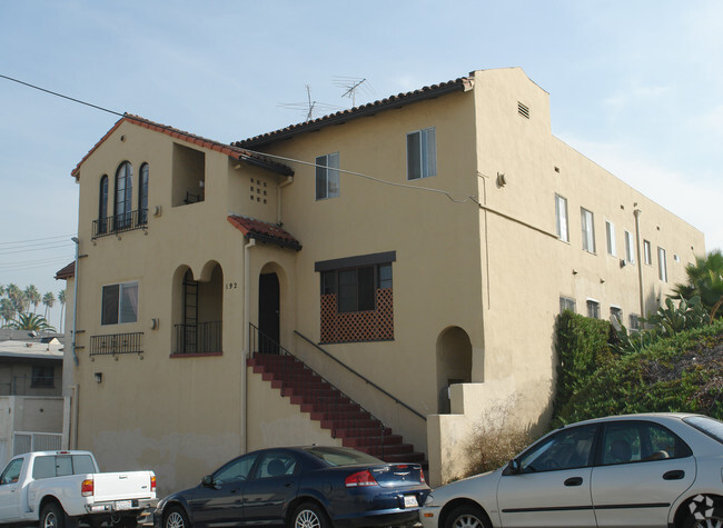 Building Photo - 192 S Mountain View Ave