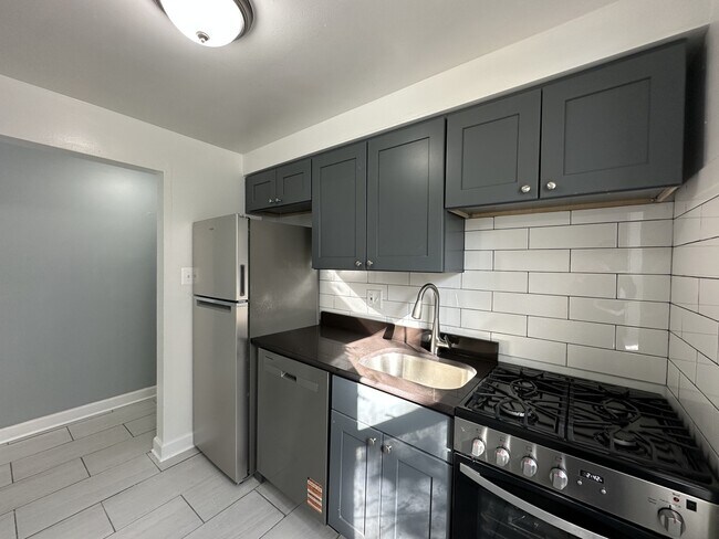 Foto del edificio - 6719 N California Ave