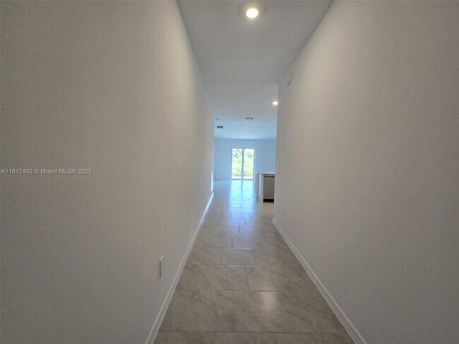 Foto del edificio - 3403 34th St SW