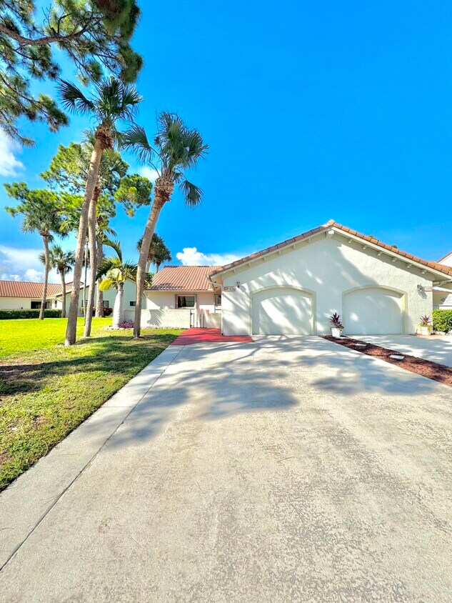 Primary Photo - 21638 Coronado Ave