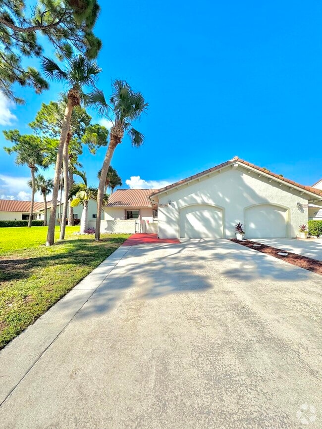 Building Photo - 21638 Coronado Ave