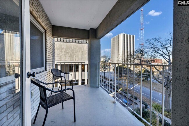 Foto del edificio - 1520 Senate St