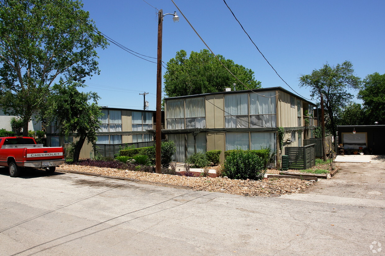 Building Photo - Mulberry Terrace Apartments