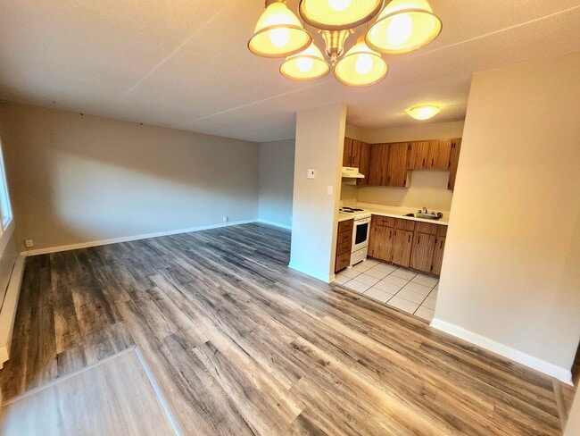 Building Photo - 411 Ellerdale St