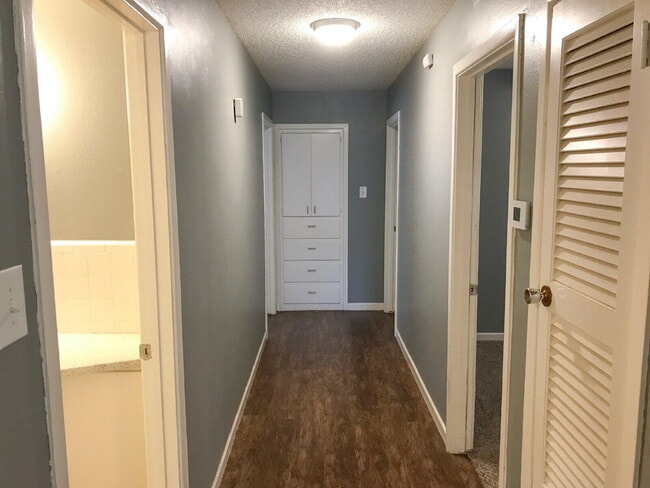 Building Photo - 5426 25th St