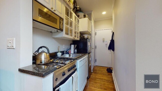 Foto del edificio - 432 E 13th St