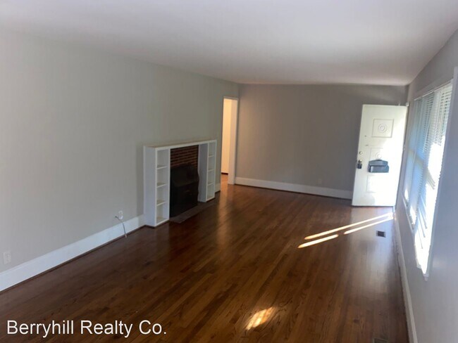 Building Photo - 3 br, 1 bath House - 2814 Royston Rd