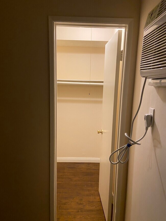 Out Of The Closet North Hollywood
 - 5711 Fulcher Ave North Hollywood Ca 91601 Apartments North Hollywood Ca Apartments Com